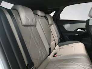 DS Automobiles 7 1.6 E-Tense Sondermodell Esprit de Voyage 4x4