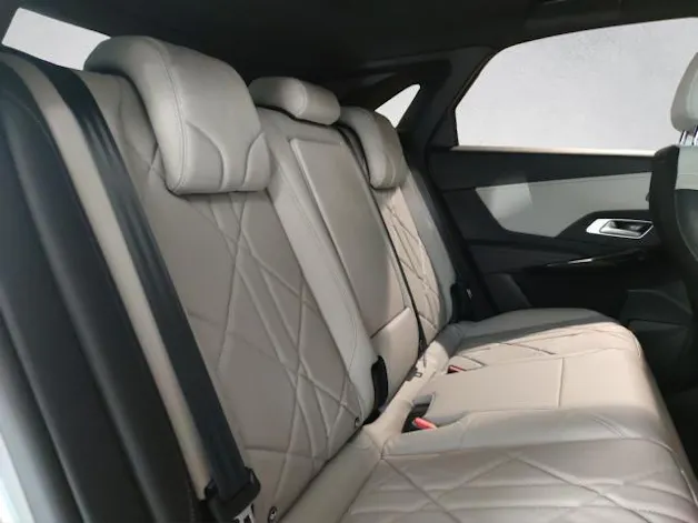 DS Automobiles 7 1.6 E-Tense Sondermodell Esprit de Voyage 4x4