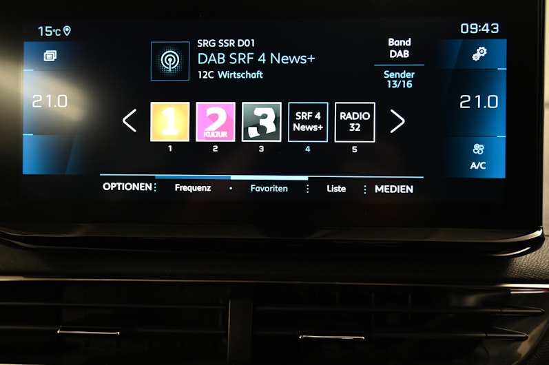 Vehicle image PEUGEOT 3008