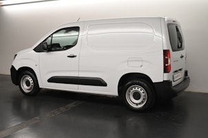 Vehicle image PEUGEOT Partner Kaw. 650 Standard 1.5 BlueHDI 100 S/S