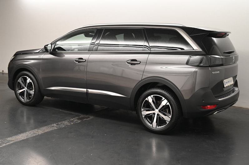 Vehicle image PEUGEOT 5008