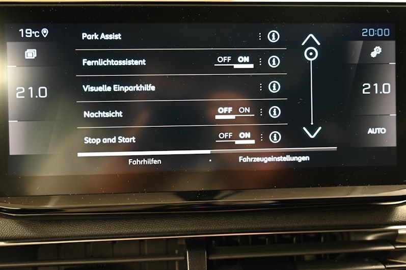 Vehicle image PEUGEOT 5008