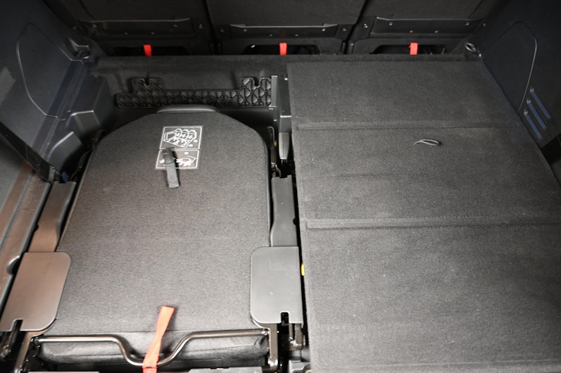 Vehicle image PEUGEOT 5008