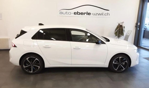 Vehicle image 12 Vehicle image 12