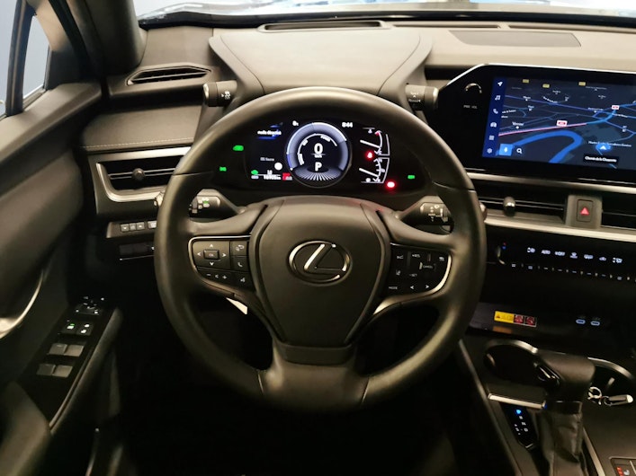 Vehicle image LEXUS UX