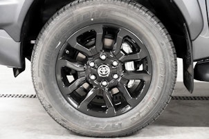 Vehicle image TOYOTA Hilux Double Cab.-Pick-up 2.8 D-4D MHEV 204 Invincible