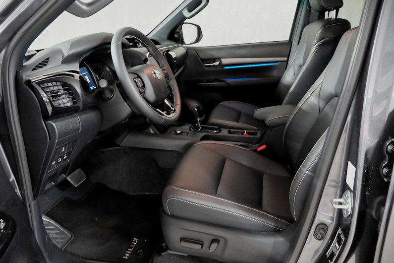 Vehicle image TOYOTA HI-LUX