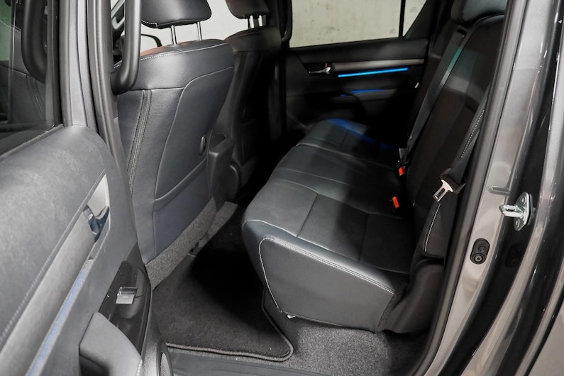 Vehicle image TOYOTA HI-LUX