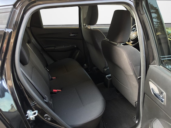 Vehicle image 7 Vehicle image 7