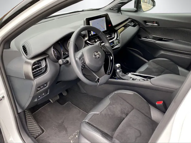 Toyota C-HR 2.0 VVTi HSD Move