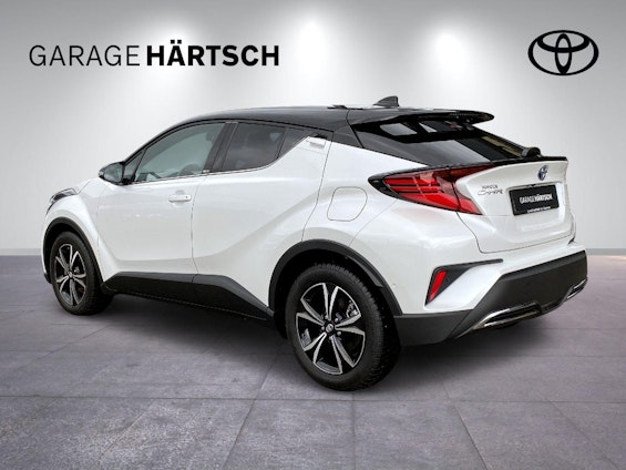 Vehicle image 3 Vehicle image 3