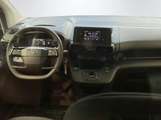 Toyota PROACE CITY Van L1 52KWh Active