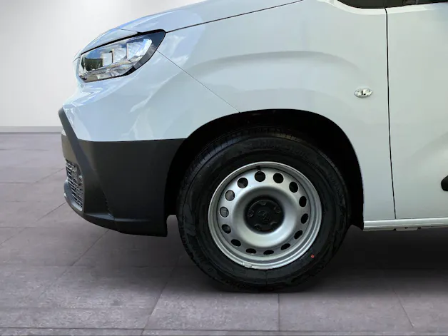 Toyota PROACE CITY Van L1 52KWh Active