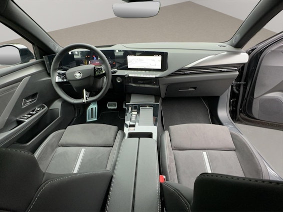 Vehicle image 12 Vehicle image 12