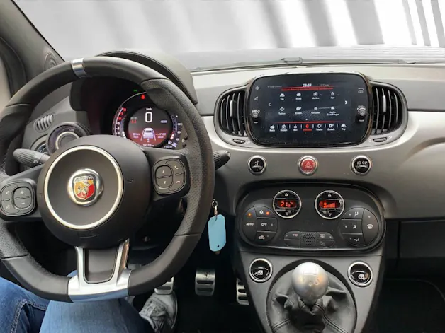 Fiat 595 Abarth 1.4 T-Jet 165 Turismo