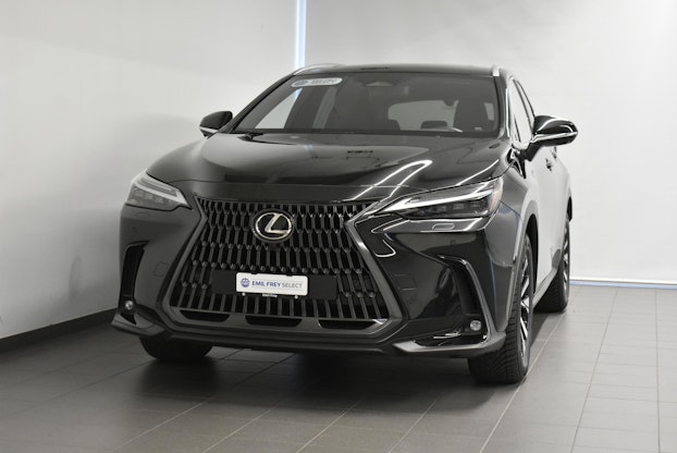 First vehicle image