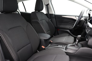 Vehicle image FORD Focus Station Wagon 1.0i EcoB Hybrid 155 Titanium