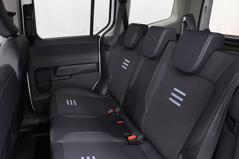 Vehicle image FORD COURIER