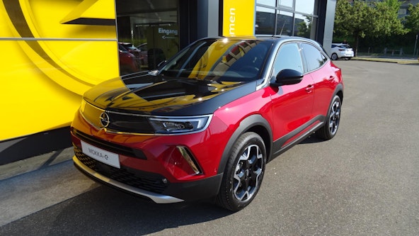 First vehicle image First vehicle image