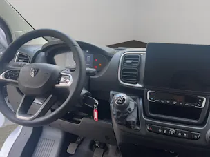 Peugeot Boxer Kaw. 335 L2H2 2.2 BlueHDi 140 S/S