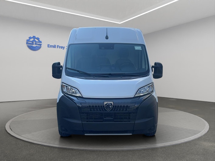 Vehicle image PEUGEOT BOXER