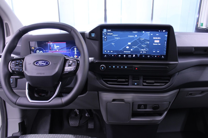 Vehicle image FORD TRANSIT CUSTOM