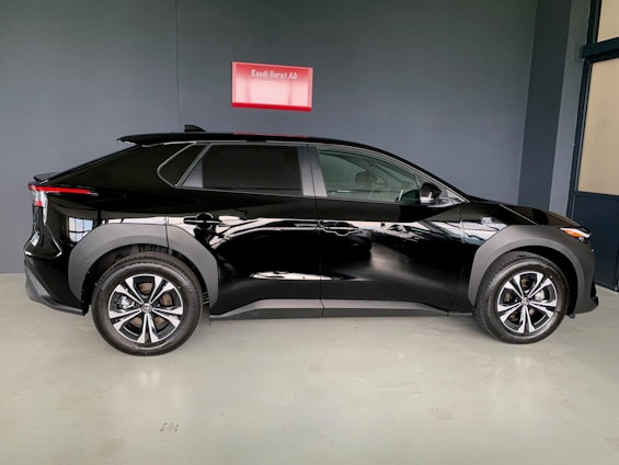 Vehicle image 21 Vehicle image 21