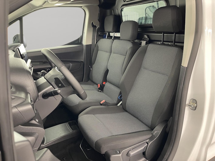 Vehicle image OPEL COMBO