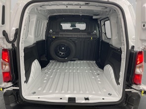 Vehicle image OPEL Combo Cargo 2.4 t 1.5 D S/S