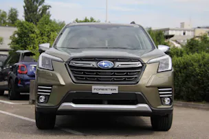 Subaru Forester Station 2.0i e-Boxer Luxury