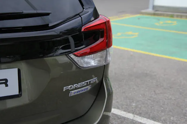 Subaru Forester Station 2.0i e-Boxer Luxury