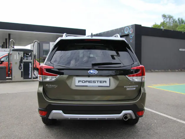 Subaru Forester Station 2.0i e-Boxer Luxury