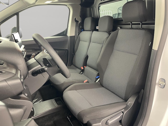 Vehicle image OPEL COMBO