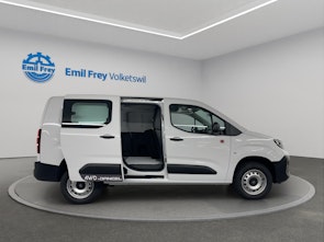 Vehicle image OPEL Combo Cargo 2.4 t XL 1.5 D S/S 4x4