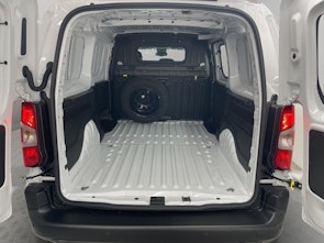 Vehicle image OPEL Combo Cargo 2.4 t XL 1.5 D S/S 4x4