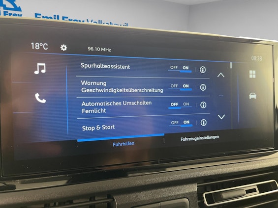 Vehicle image 7 Vehicle image 7