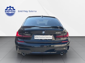 Vehicle image BMW 330e xDrive SAG