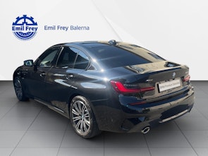 Vehicle image BMW 330e xDrive SAG