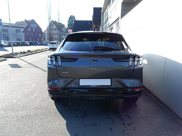 Ford Mustang Mach-E Premium AWD