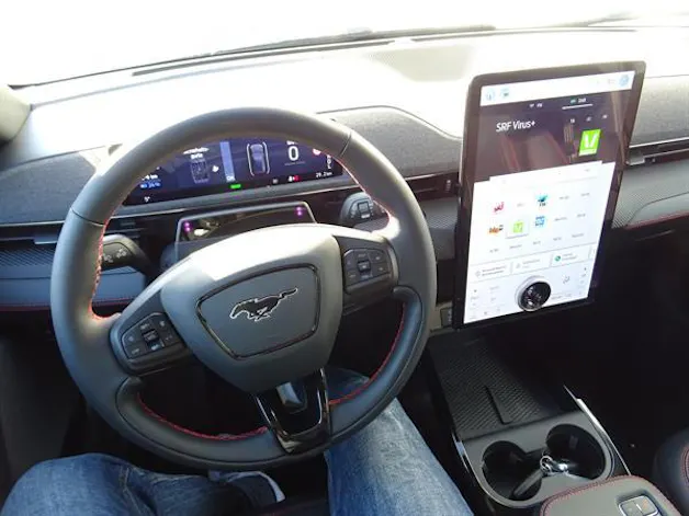 Ford Mustang Mach-E Premium AWD