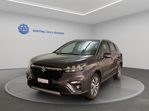 First vehicle image