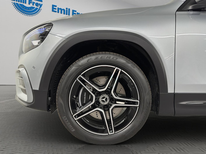 Vehicle image MERCEDES-BENZ GLB 250