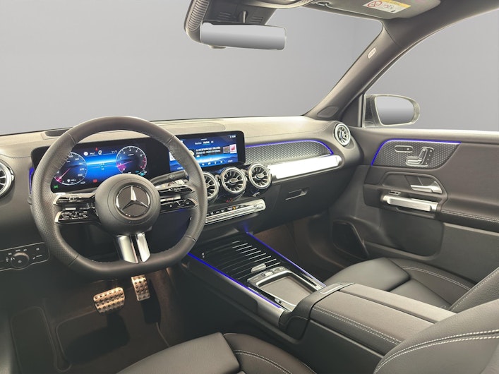 Vehicle image MERCEDES-BENZ GLB 250