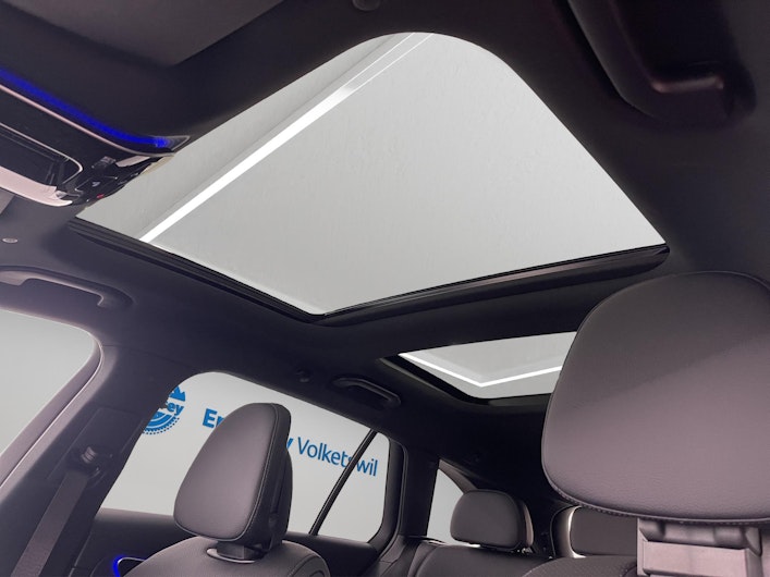 Vehicle image MERCEDES-BENZ C 220