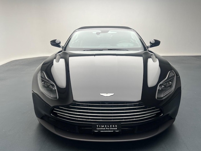 Vehicle image ASTON MARTIN DB11