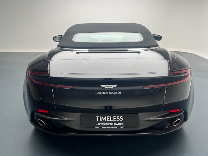 Vehicle image ASTON MARTIN DB11