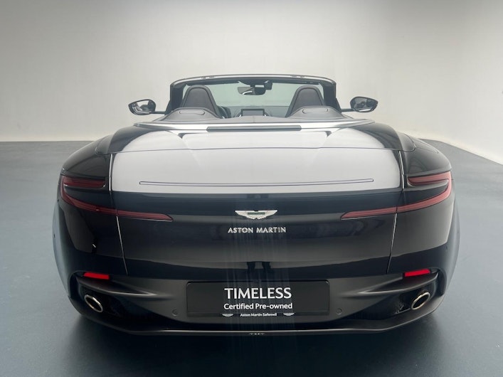 Vehicle image ASTON MARTIN DB11