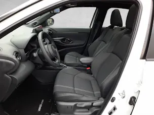 Toyota Yaris Cross 1.5 VVT-i HSD Premiere Edition AWD-i