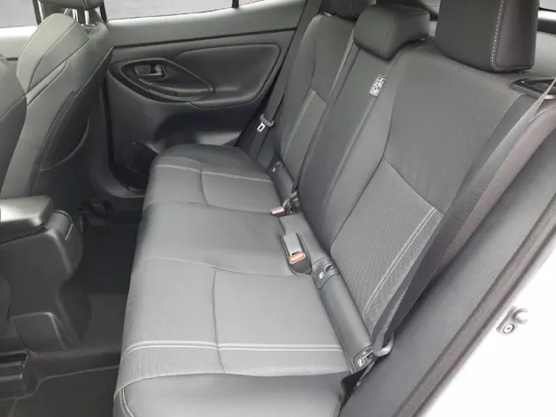 Toyota Yaris Cross 1.5 VVT-i HSD Premiere Edition AWD-i
