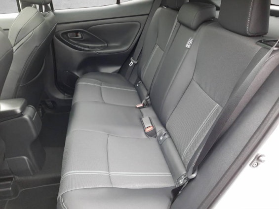 Vehicle image 6 Vehicle image 6